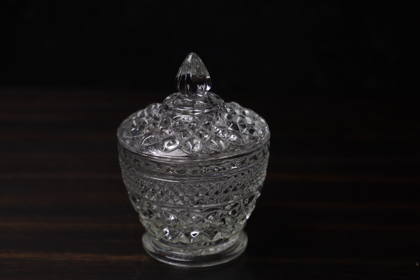 Small bowl with lid