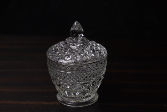 Small bowl with lid
